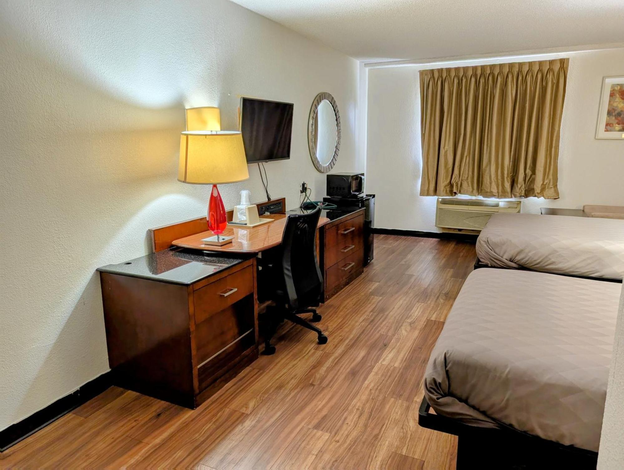 Travelodge By Wyndham 2*