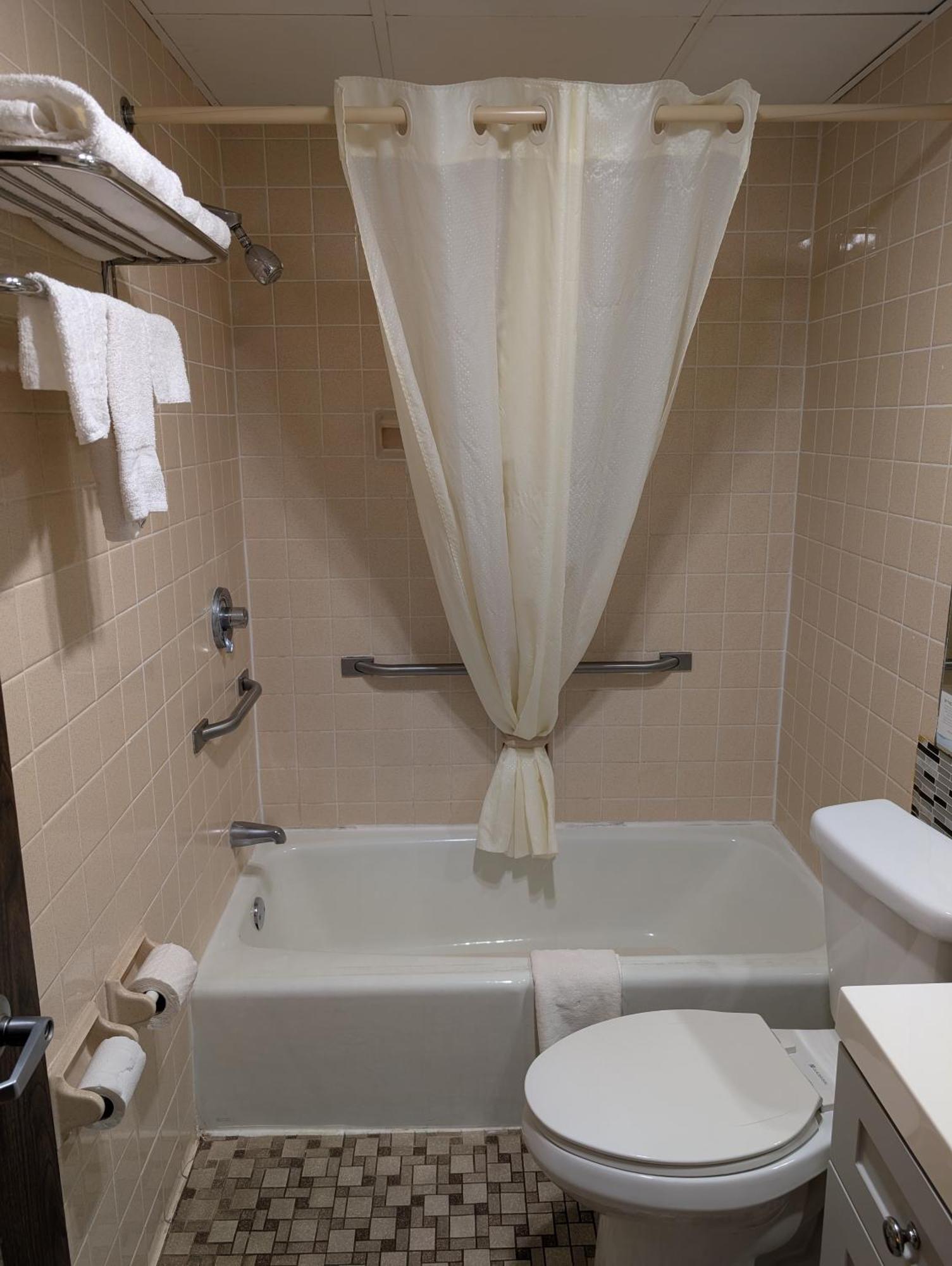 Travelodge By Wyndham 2* Forsyth