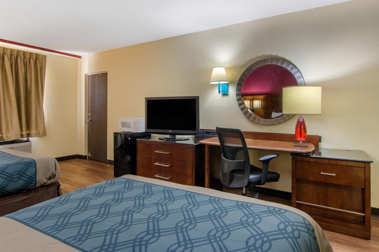 Hotel Travelodge By Wyndham Forsyth