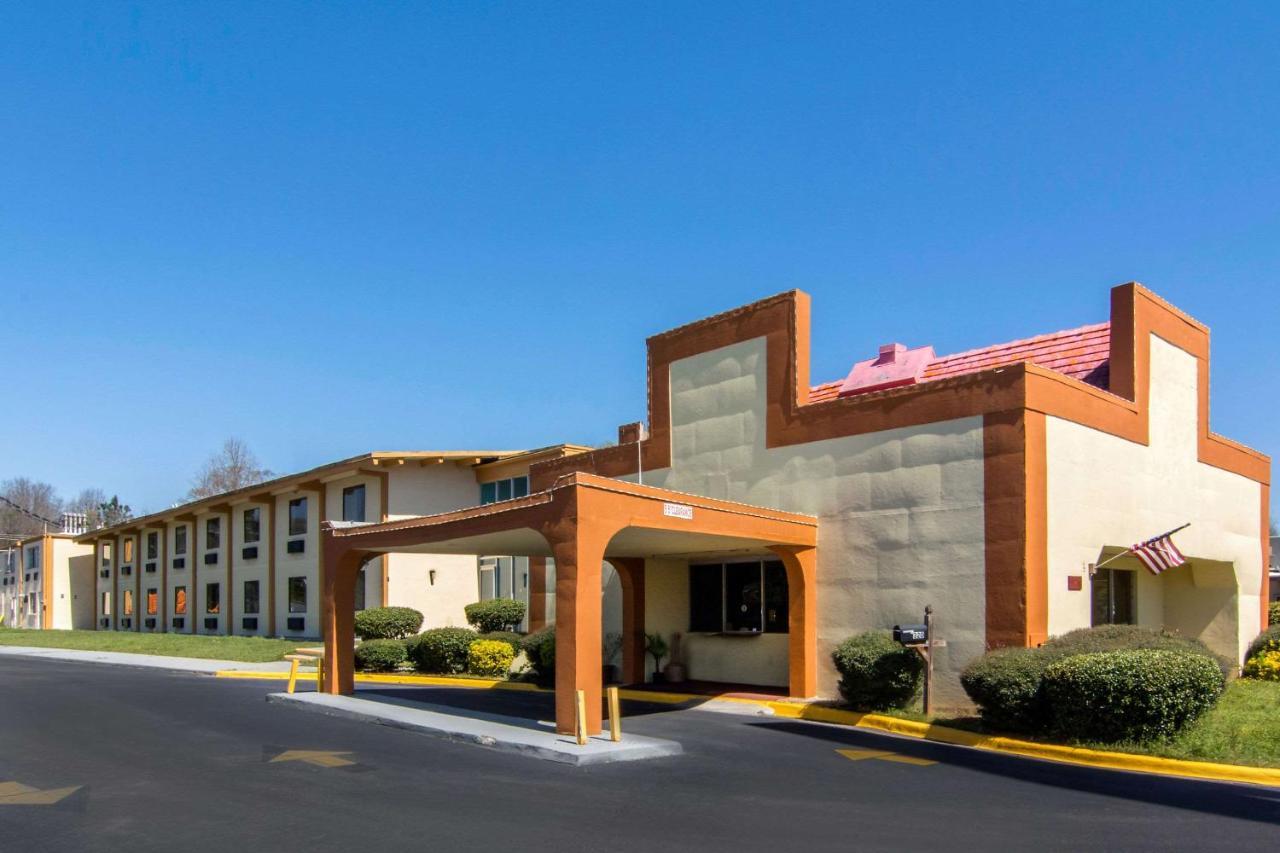 Hotel Travelodge By Wyndham 2*