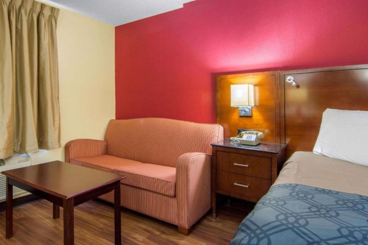 Travelodge By Wyndham 2* Forsyth