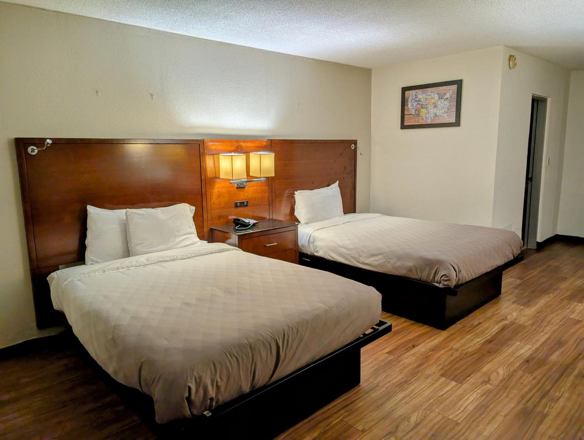 Hotel Travelodge By Wyndham 2*