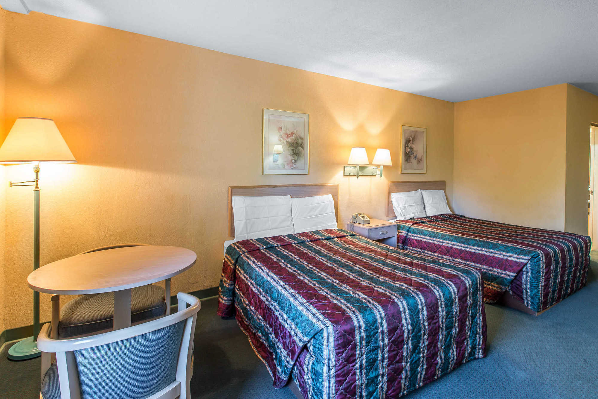 Travelodge By Wyndham Hotel 2*